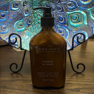 Sand and Fog Amber & Pear Body Lotion